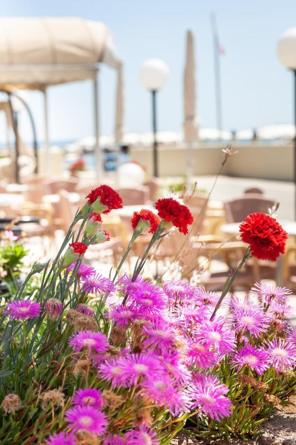 Hotel Primavera Sul Mare Lido Di Savio Buitenkant foto