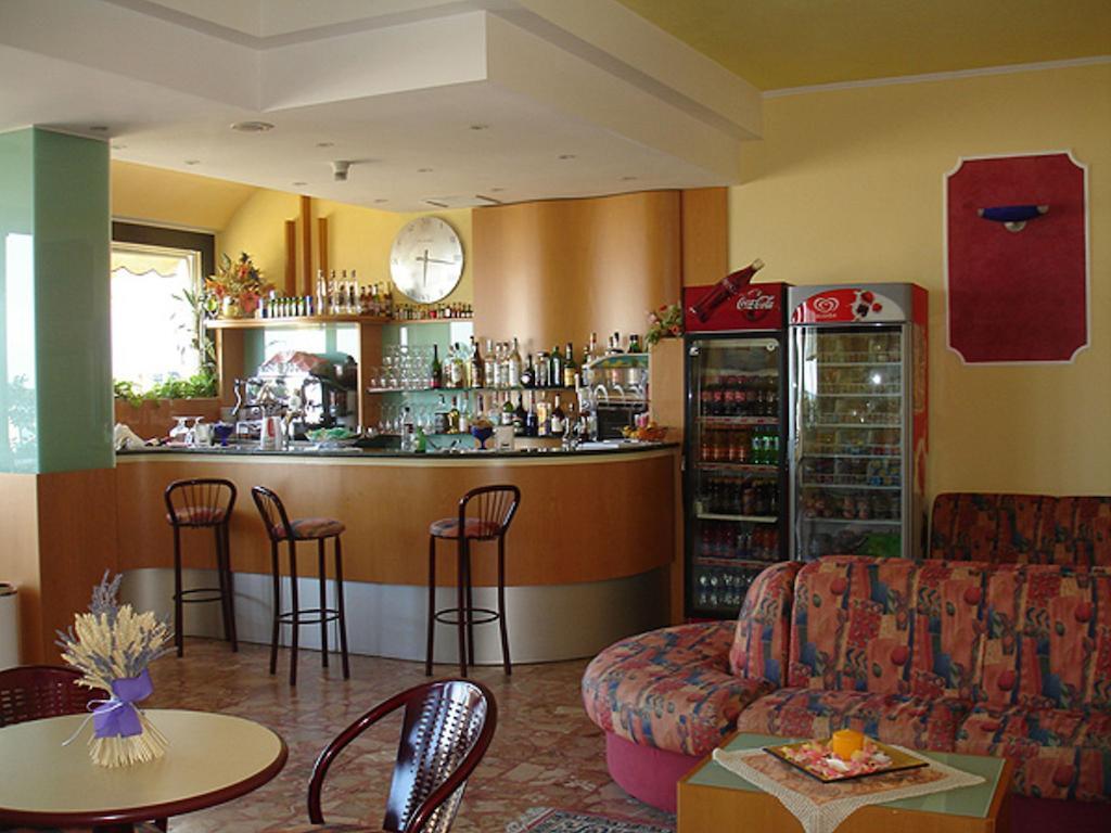 Hotel Primavera Sul Mare Lido Di Savio Buitenkant foto
