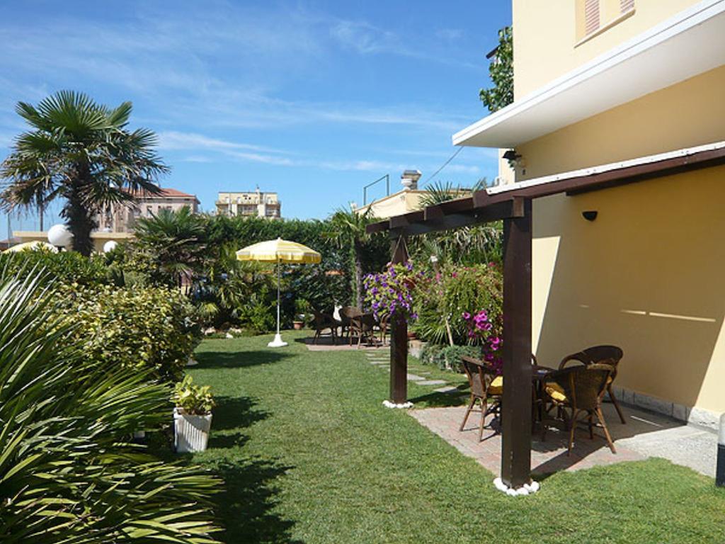 Hotel Primavera Sul Mare Lido Di Savio Buitenkant foto