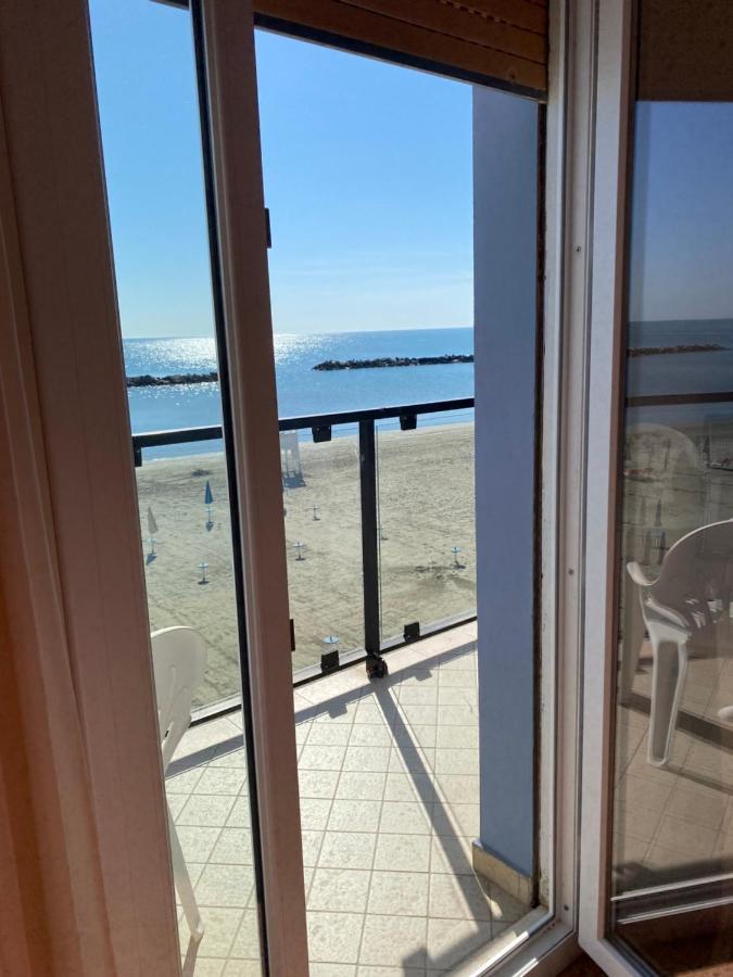 Hotel Primavera Sul Mare Lido Di Savio Buitenkant foto