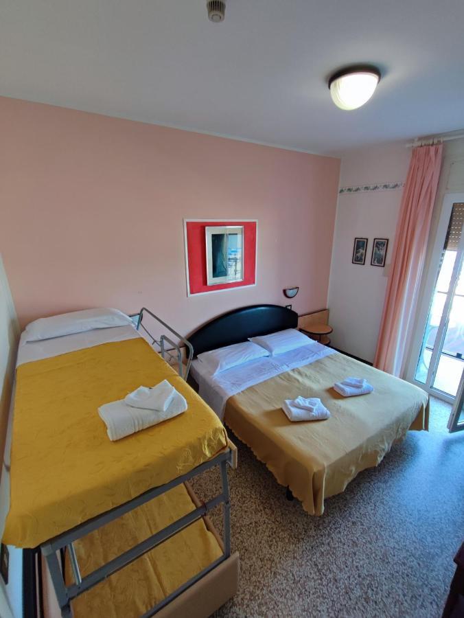 Hotel Primavera Sul Mare Lido Di Savio Buitenkant foto