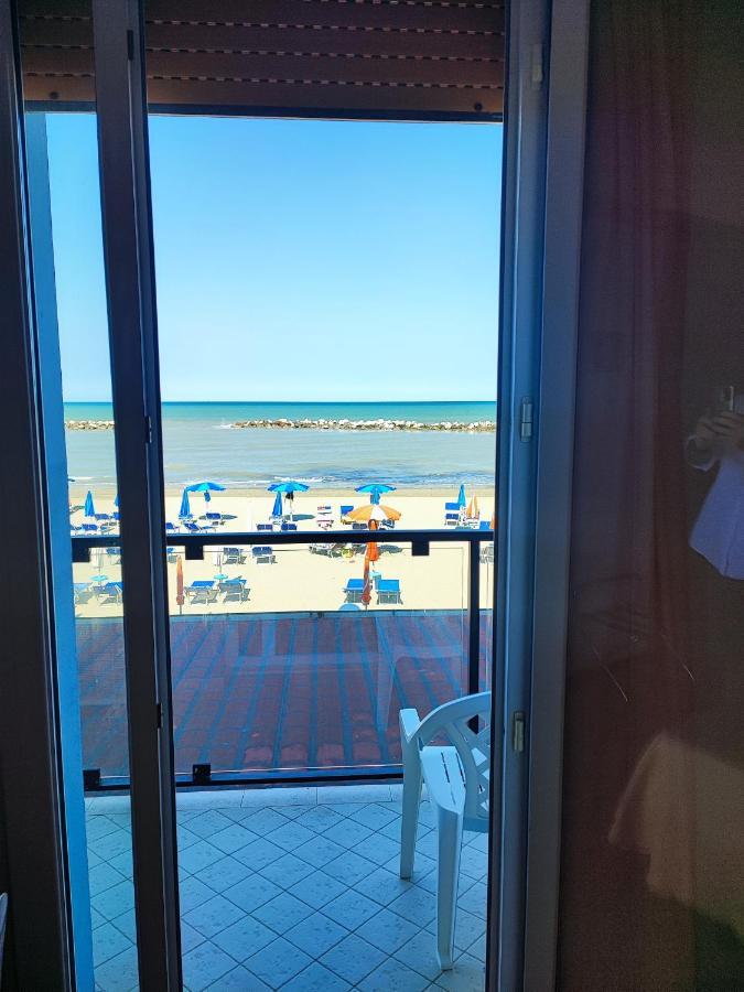 Hotel Primavera Sul Mare Lido Di Savio Buitenkant foto